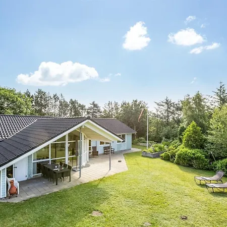 Tjorven - 250m To The Fjord By Interhome *